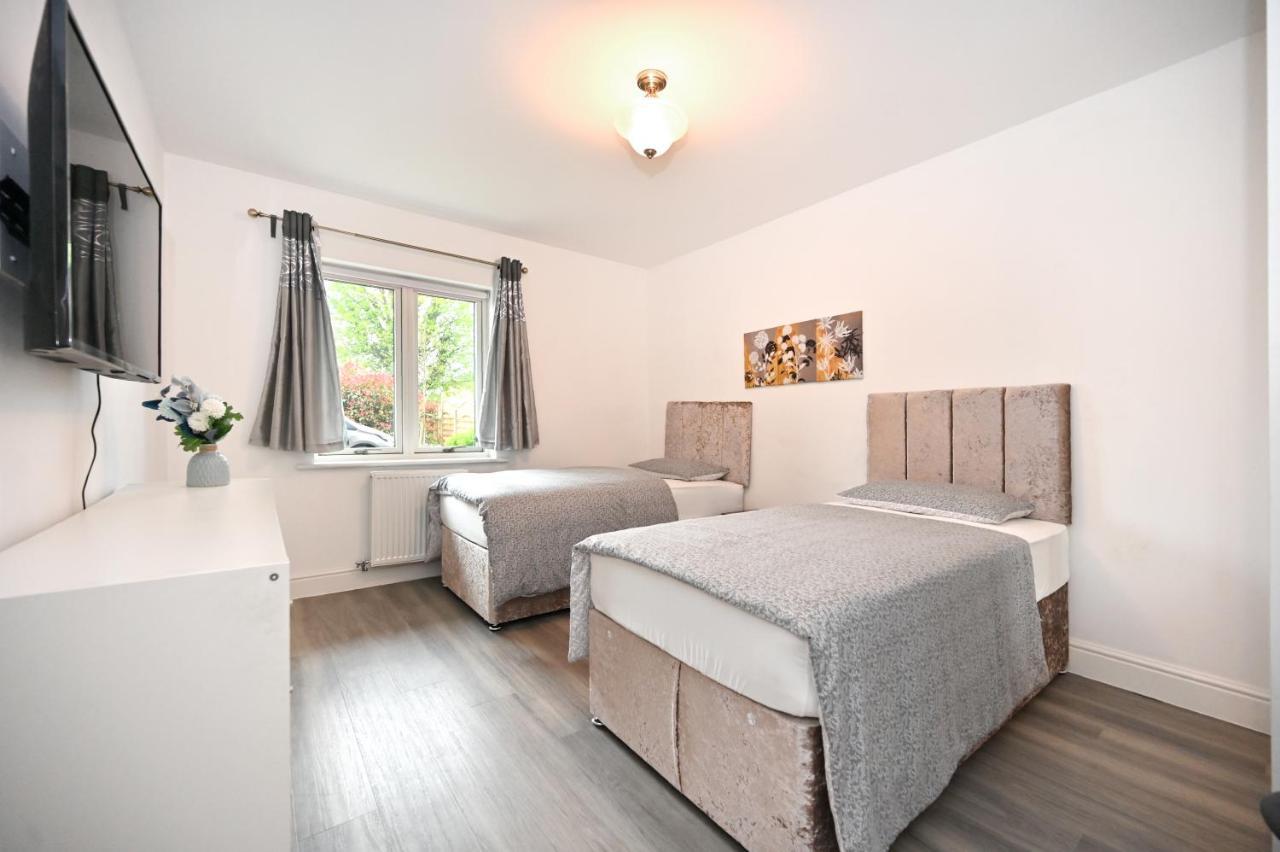 Luxury 2Bedroom - 2Bath - Prime Location - Patio Harrow on the Hill Ngoại thất bức ảnh