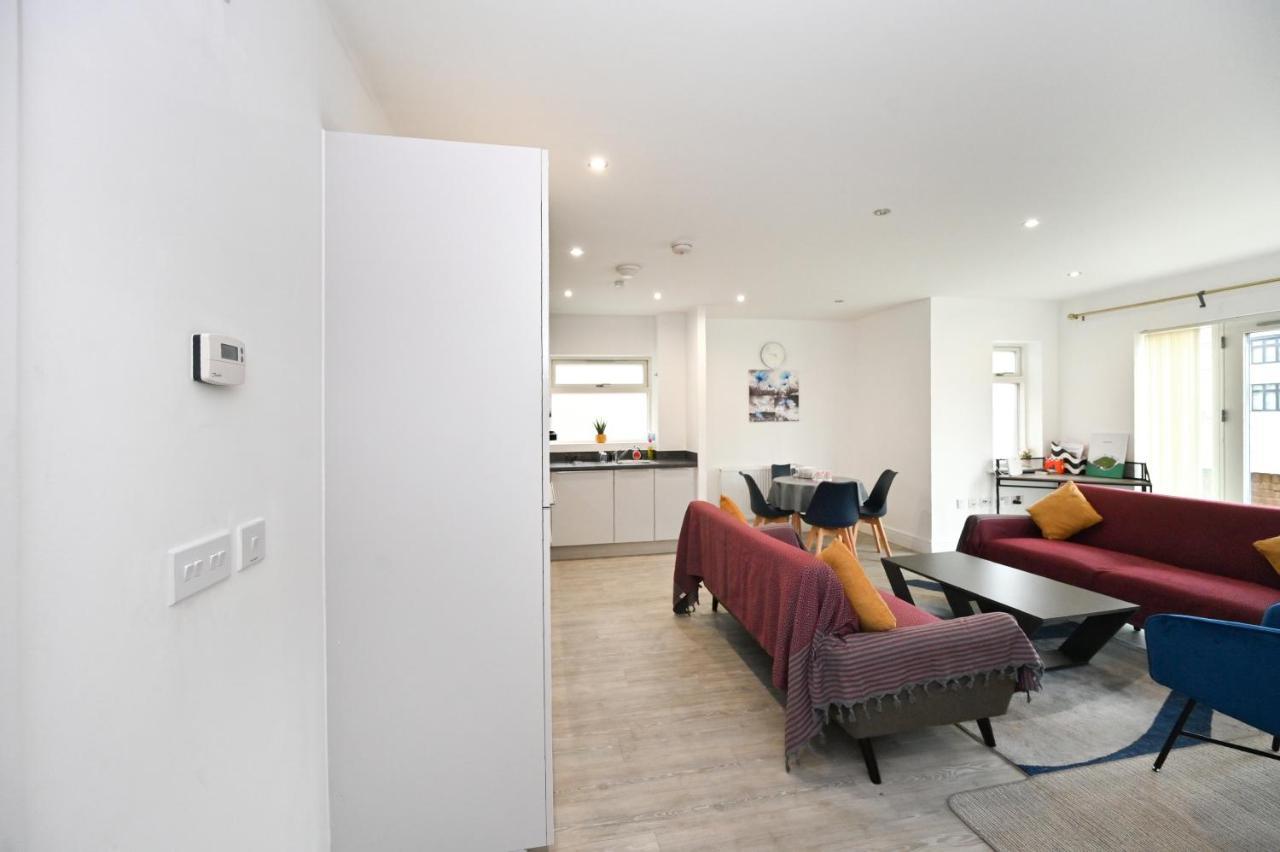 Luxury 2Bedroom - 2Bath - Prime Location - Patio Harrow on the Hill Ngoại thất bức ảnh